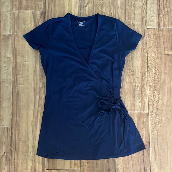 Motherhood maternity nursing tops. Navy and black & white. Size small. Like new. - Picture 2 of 10